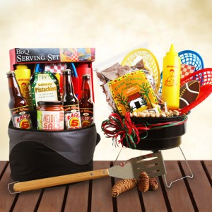 BBQ Gift Basket  Bbq gift basket, Bbq gifts, Grill gift basket